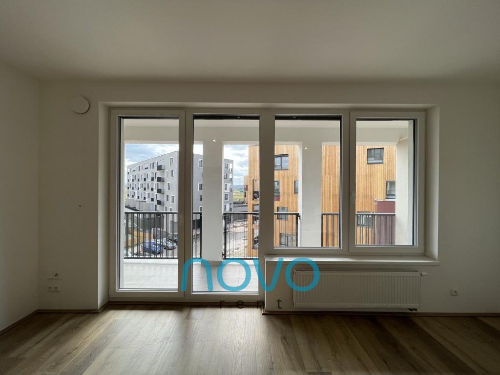 Pronájem bytu 1+kk 34 m2