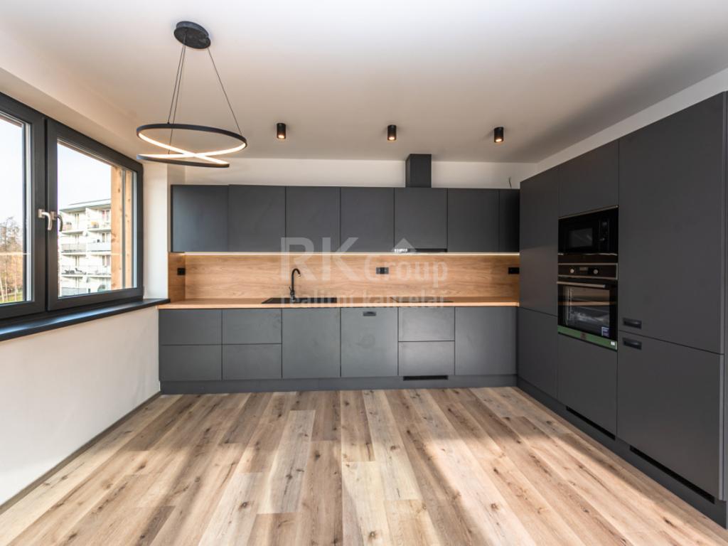 Pronájem bytu 5+kk 109 m2