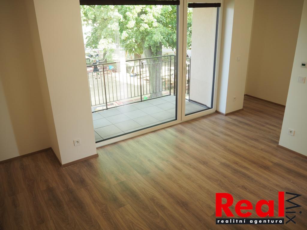 Pronájem bytu 1+kk 36 m2