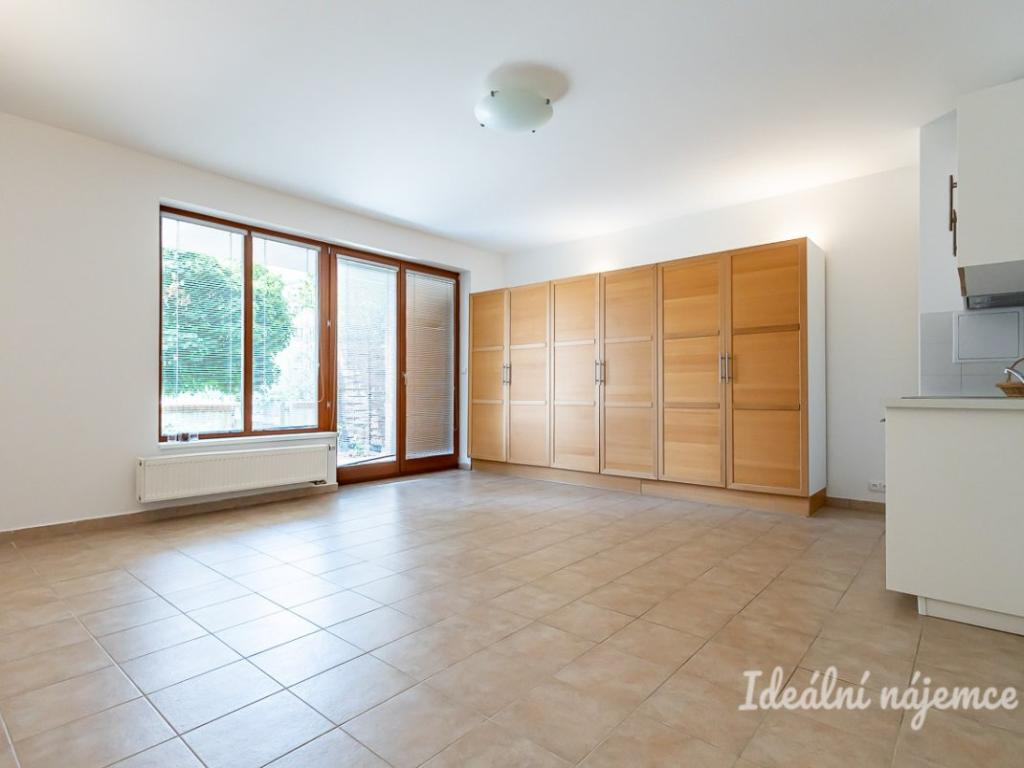 Pronájem bytu 1+kk 34 m2