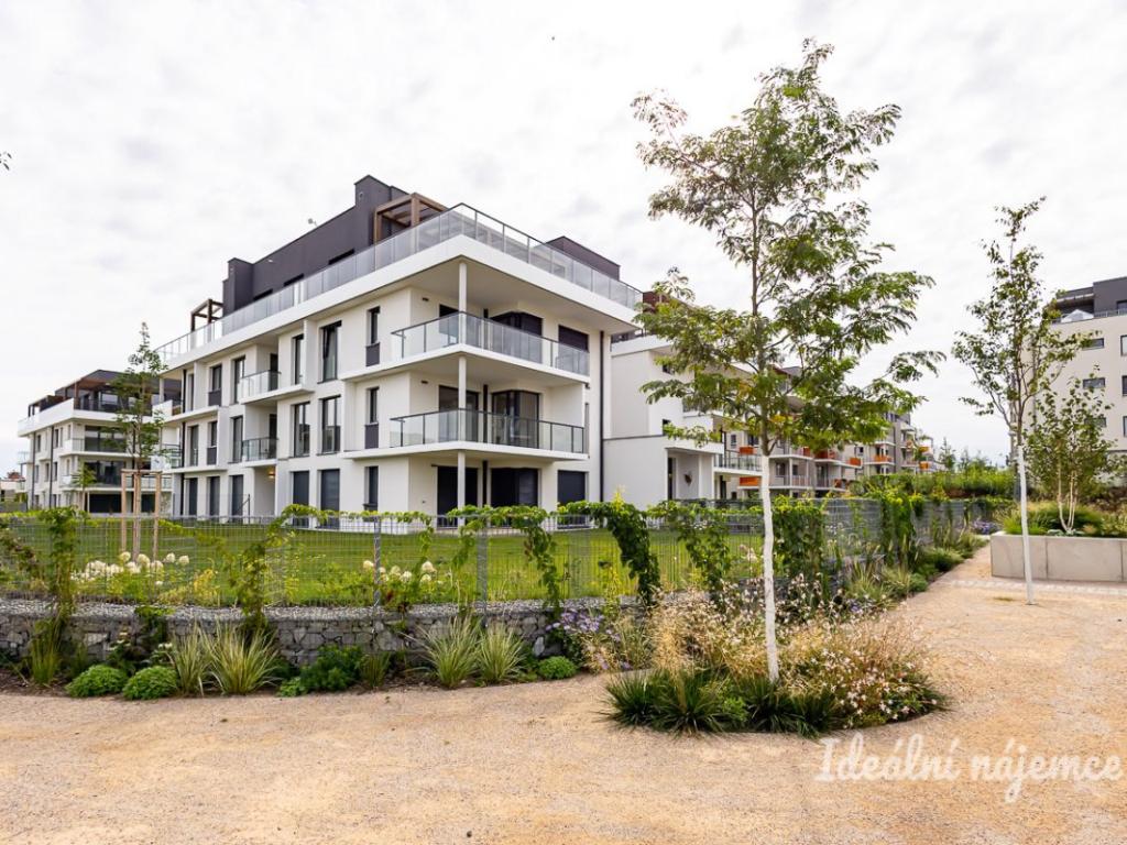 Pronájem bytu 2+kk 52 m2, Praha – náhled fotky 15