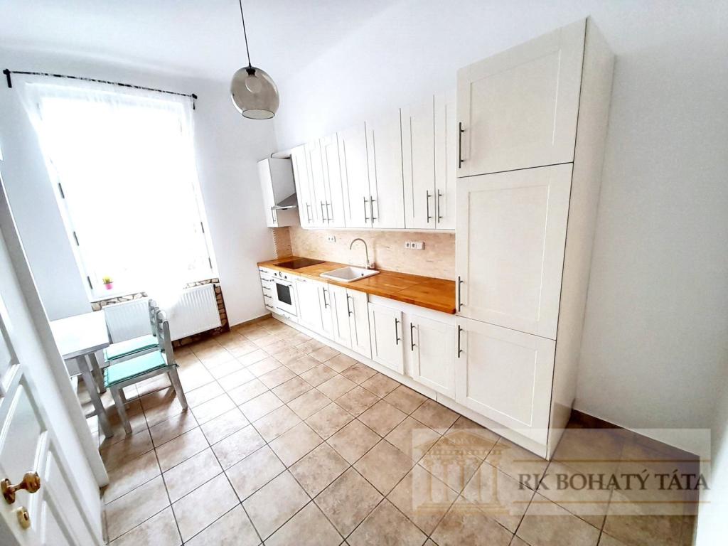 Pronájem bytu 2+1 65 m2