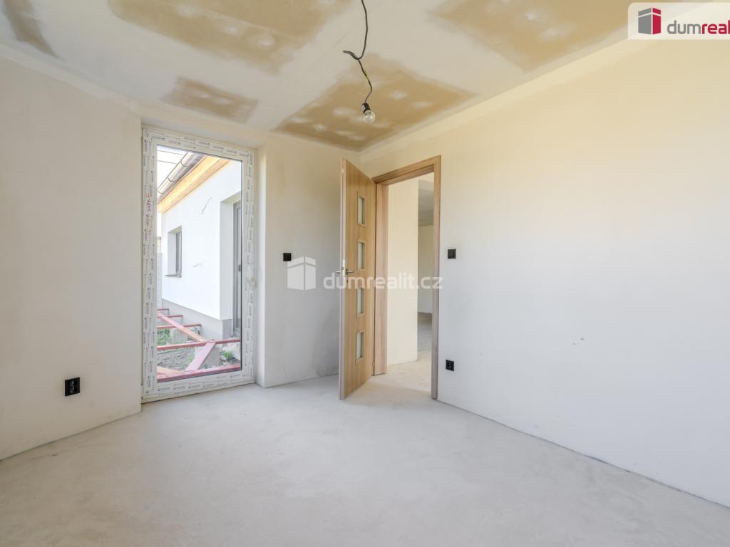 Prodej domu 460 m2, Vědomice – náhled fotky 18
