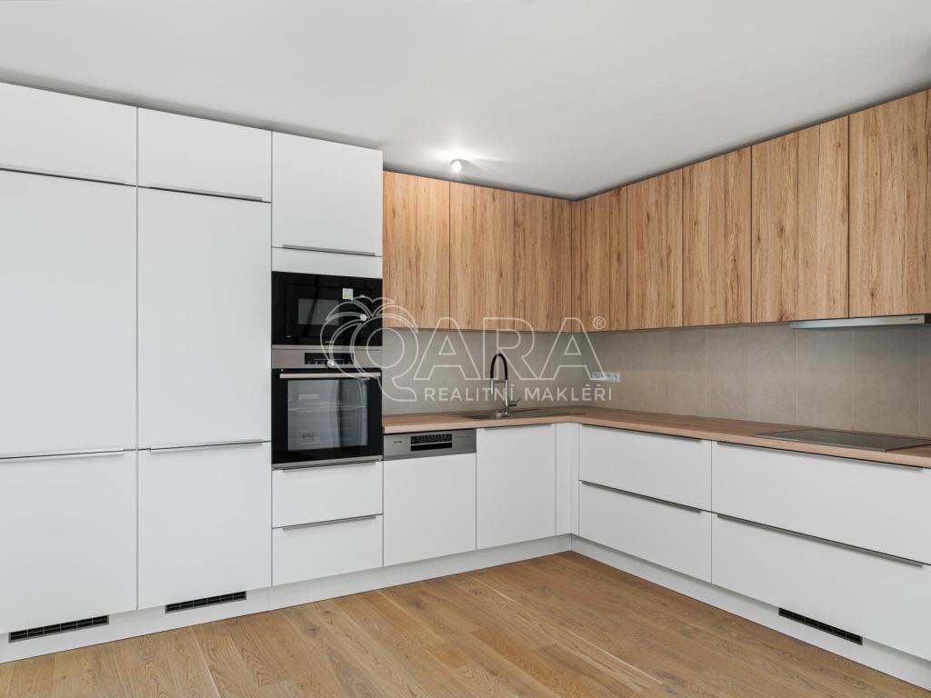 Pronájem bytu 5+kk 107 m2