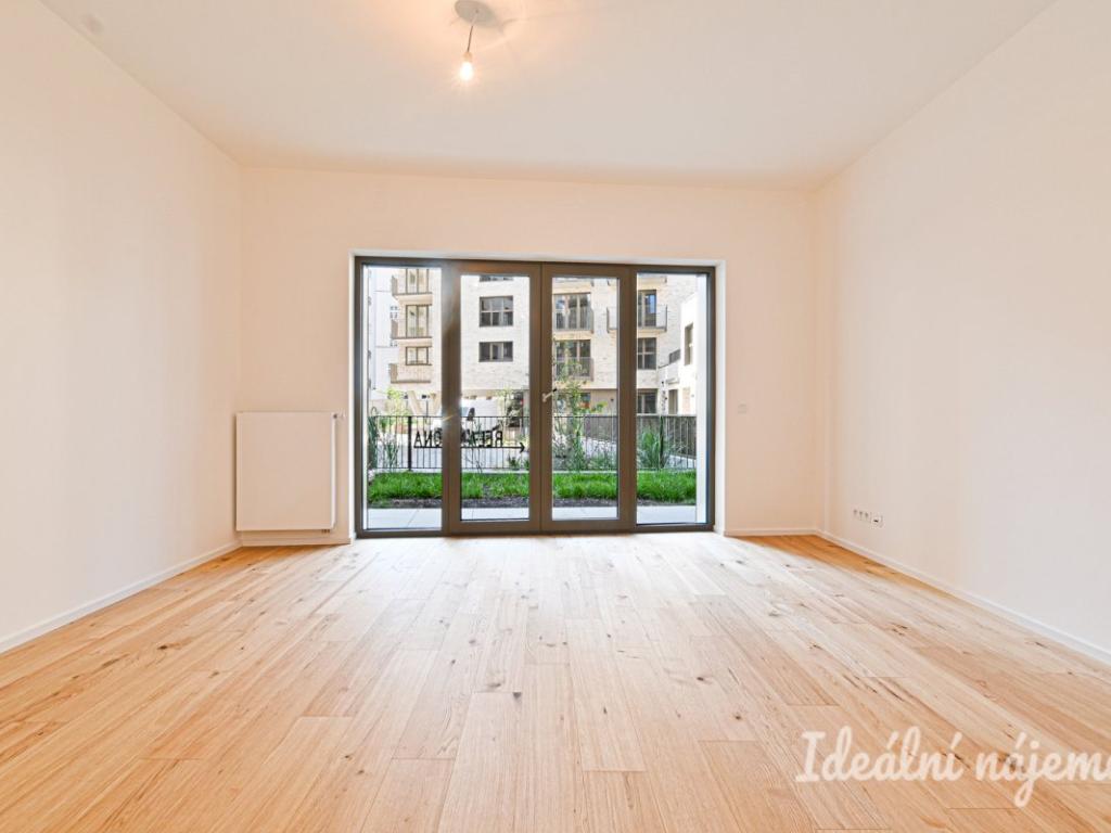 Pronájem bytu 1+kk 35 m² – pohled 6