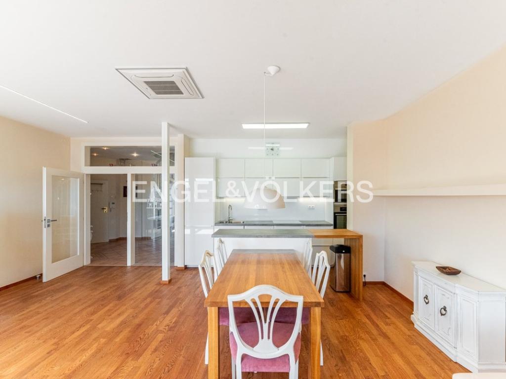 Pronájem bytu 4+kk 150 m2