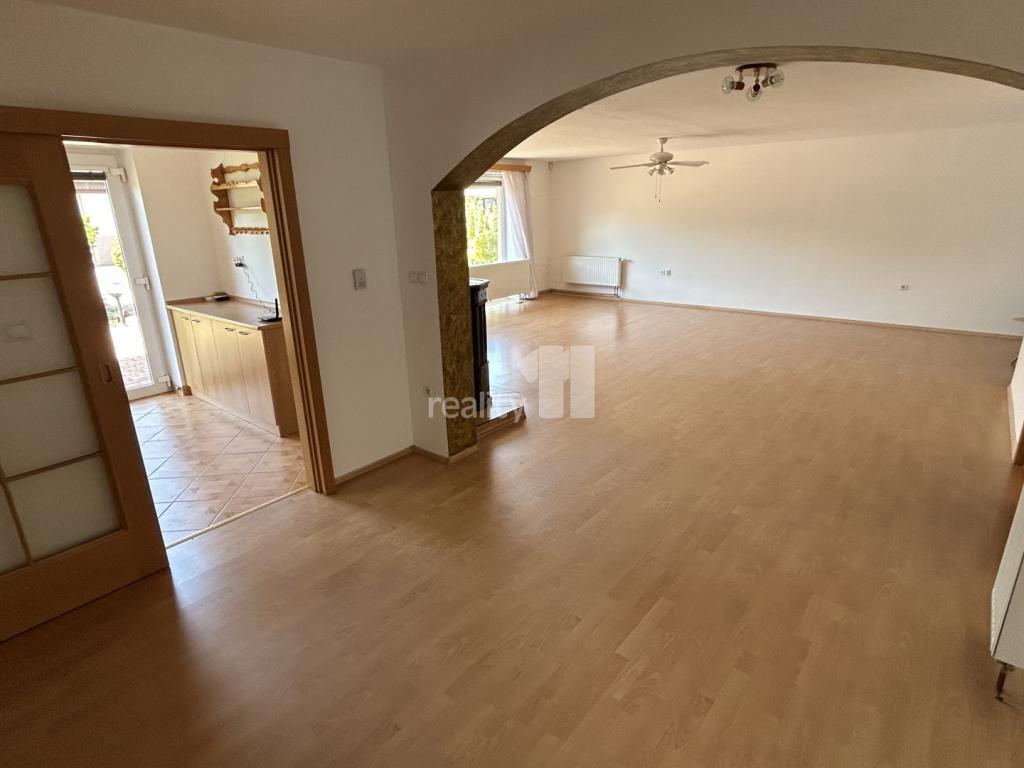 Pronájem domu 279 m2, Humpolec – náhled fotky 9