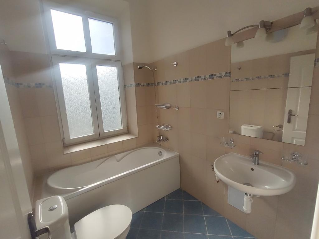 Pronájem bytu 3+1 92 m2