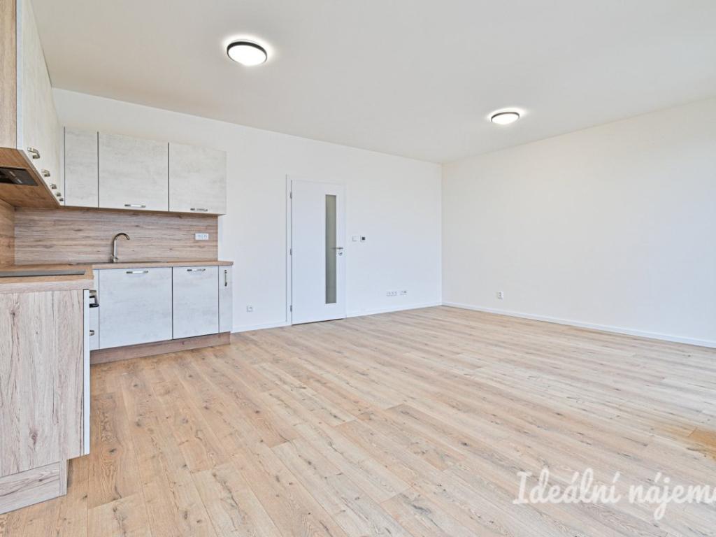 Pronájem bytu 2+kk 70 m2
