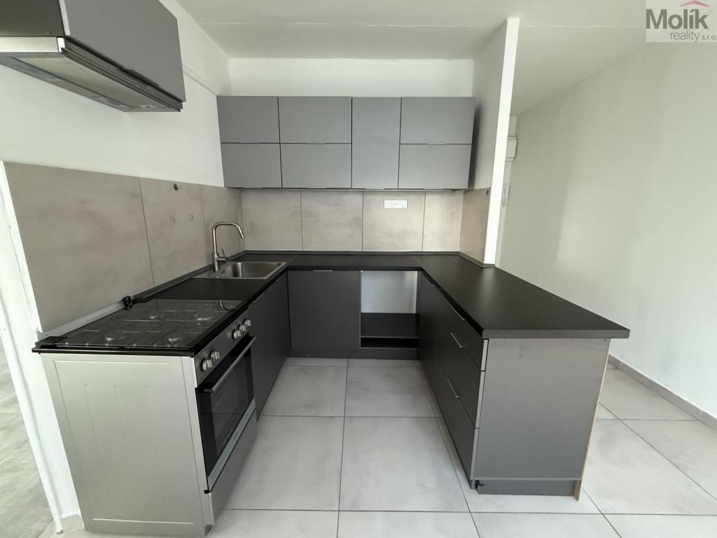 Pronájem bytu 1+1 35 m2