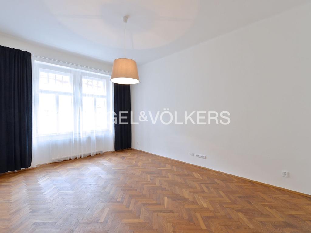 Pronájem bytu 3+kk 93 m2