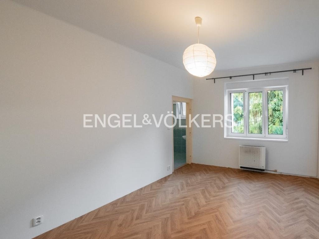 Pronájem bytu 1+kk 27 m2