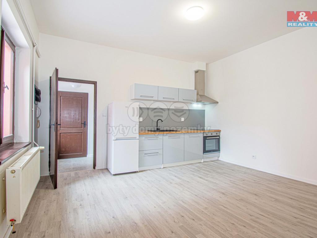 Pronajem bytu 2+1 80 m2