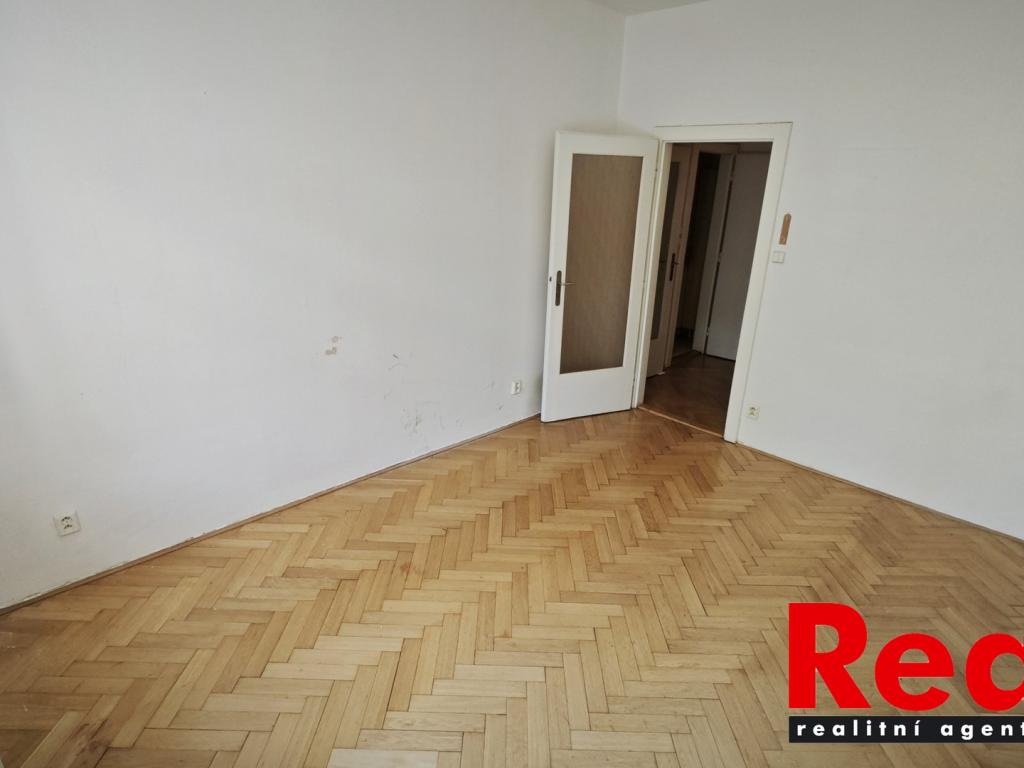 Pronájem bytu 1+1 42 m2