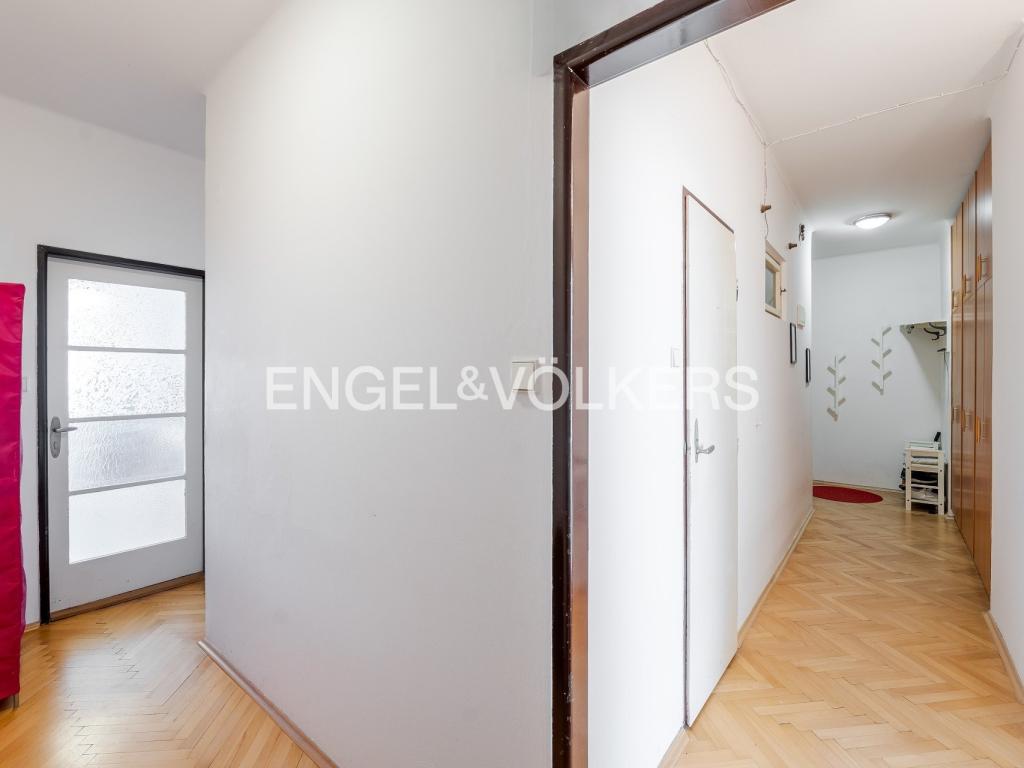 Pronájem bytu 2+kk 60 m2
