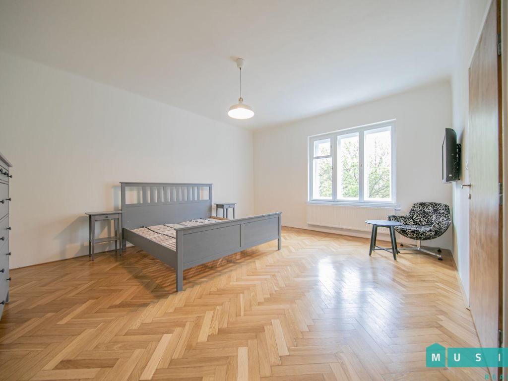 Pronájem bytu 2+kk 65 m2
