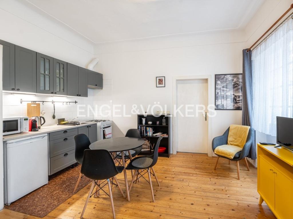Pronájem bytu 2+kk 33 m2