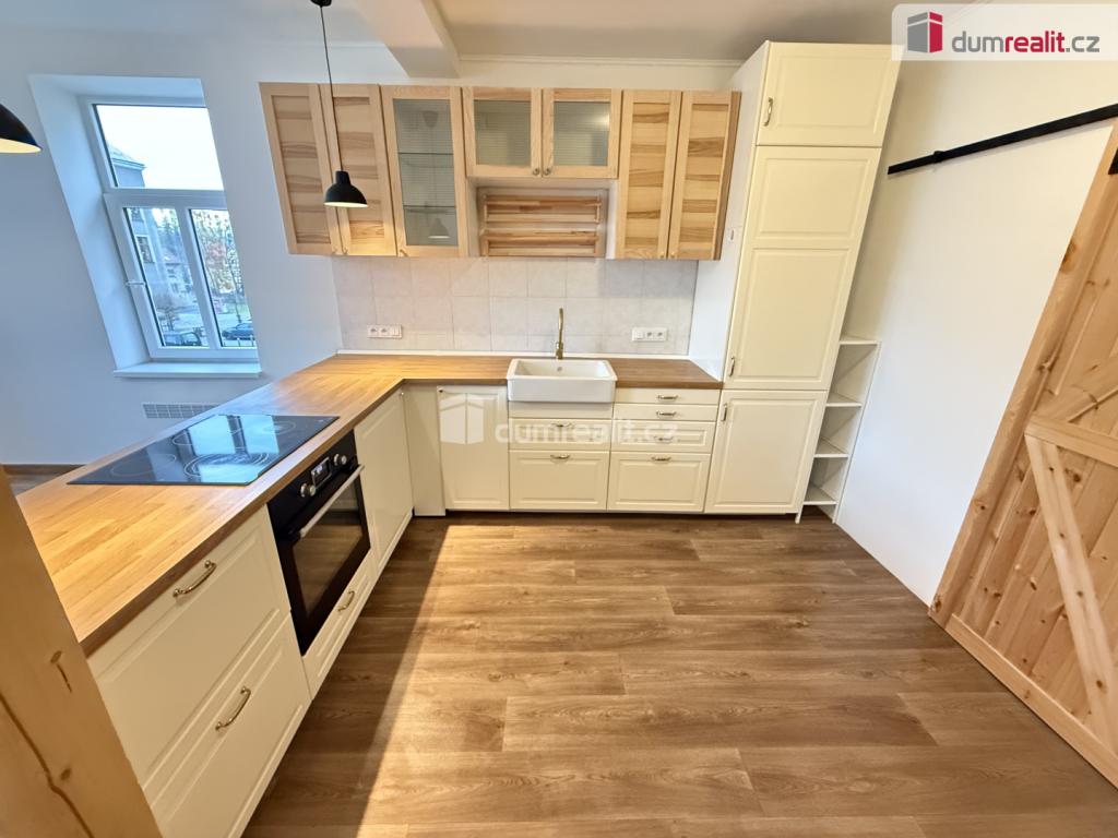 Pronájem bytu 2+kk 52 m2