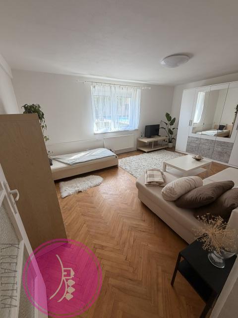 Pronájem bytu 2+1 70 m2