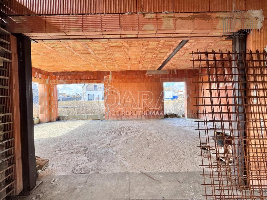 Prodej domu 231 m2, Vysoký Újezd – náhled fotky 8