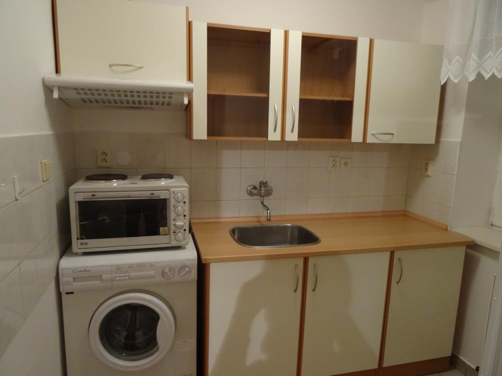 Pronájem bytu 1+1 35 m2