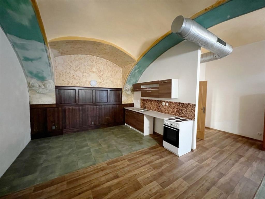 Pronájem bytu 2+kk 80 m2