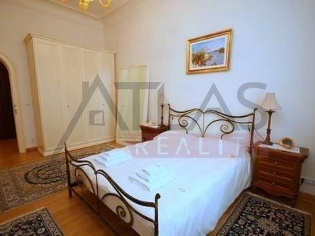 Pronájem bytu 4+kk 122 m2