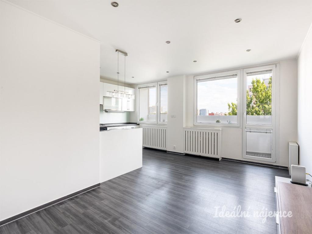 Pronájem bytu 3+kk 62 m2