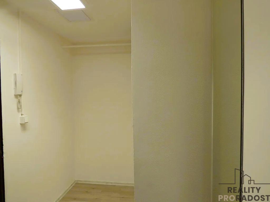 Pronájem bytu 1+1 35 m2