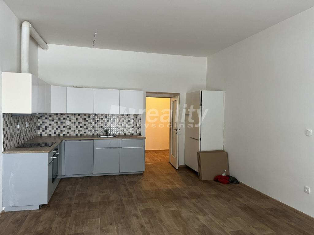 Pronájem 3+kk, Jihlava - Henčov, 18000 Kč, 90 m2