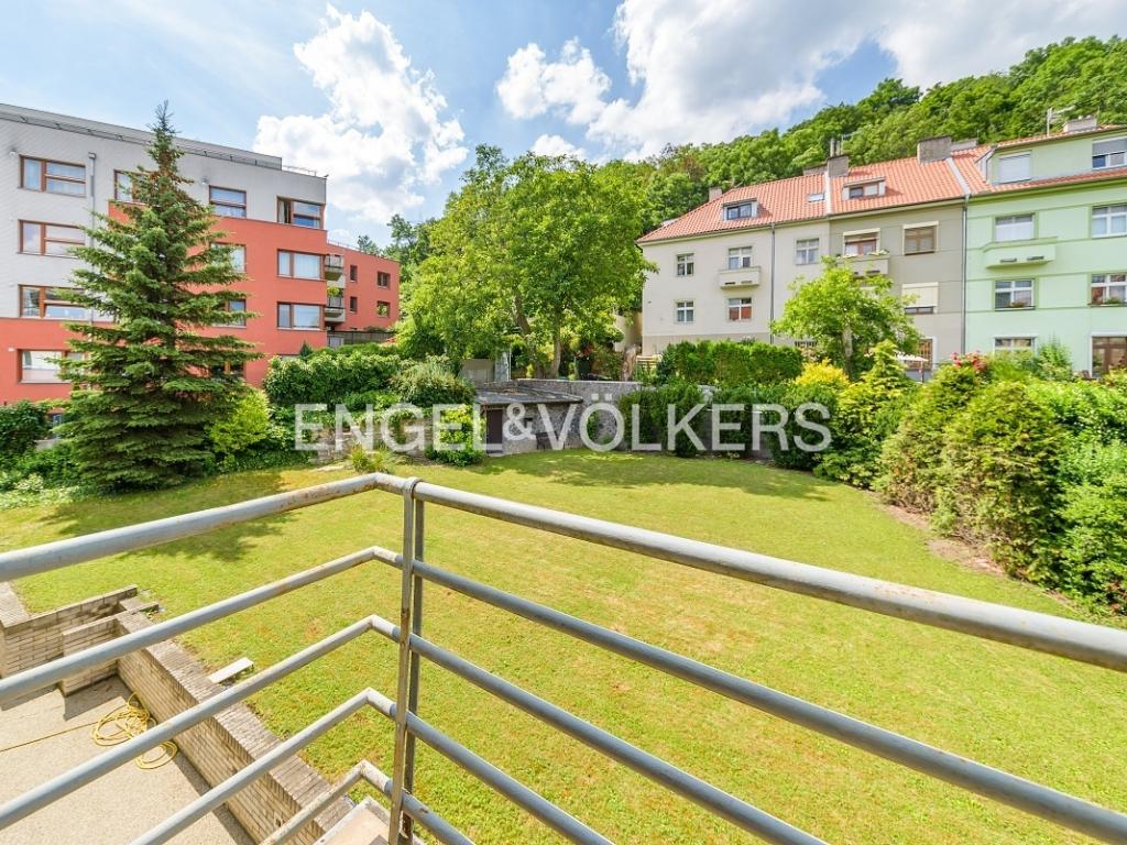 Pronájem bytu 4+1 150 m2