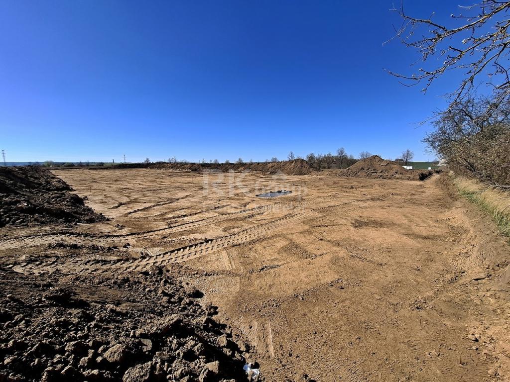 Prodej pozemku 817 m2, Slaný – náhled fotky 8