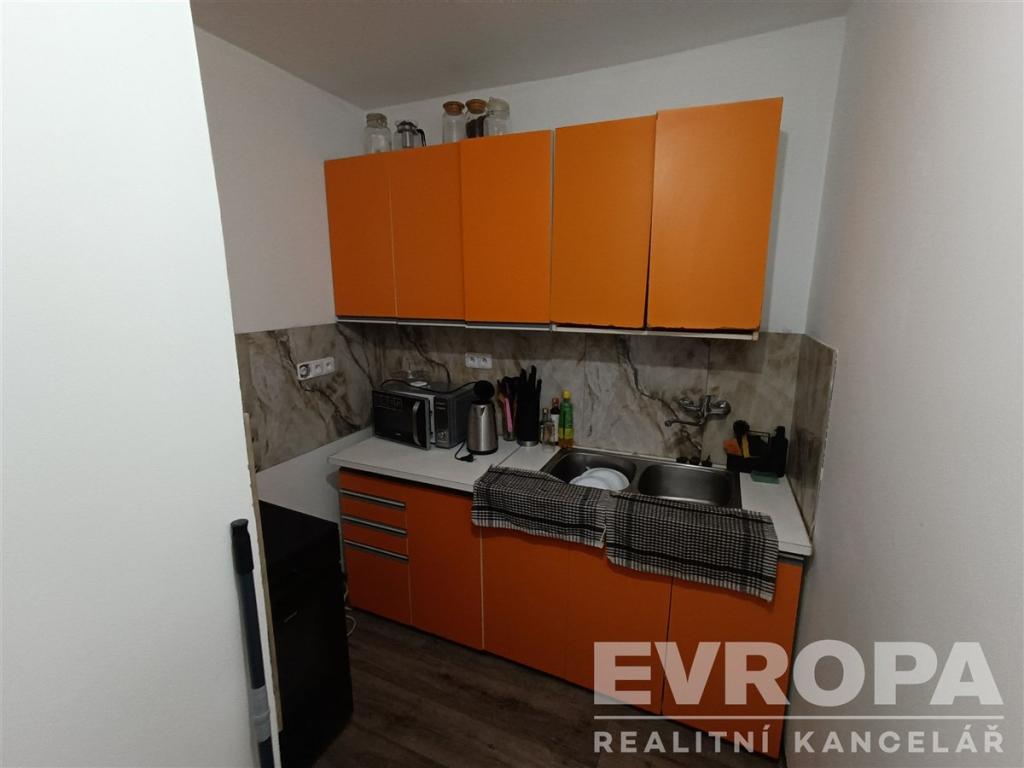 Pronájem bytu 1+kk 18 m2