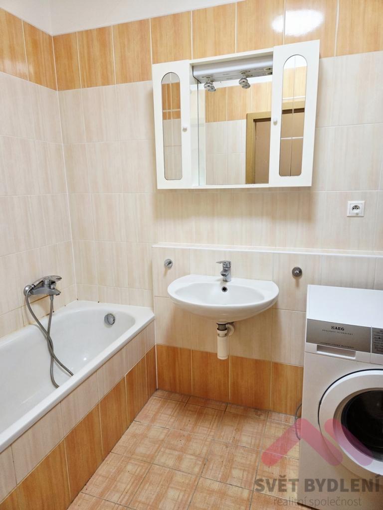 Pronájem bytu 1+kk 37 m² – další