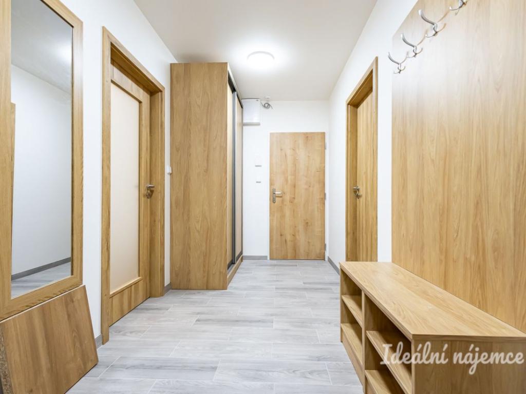Pronájem bytu 3+kk 69 m2, Praha – náhled fotky 7