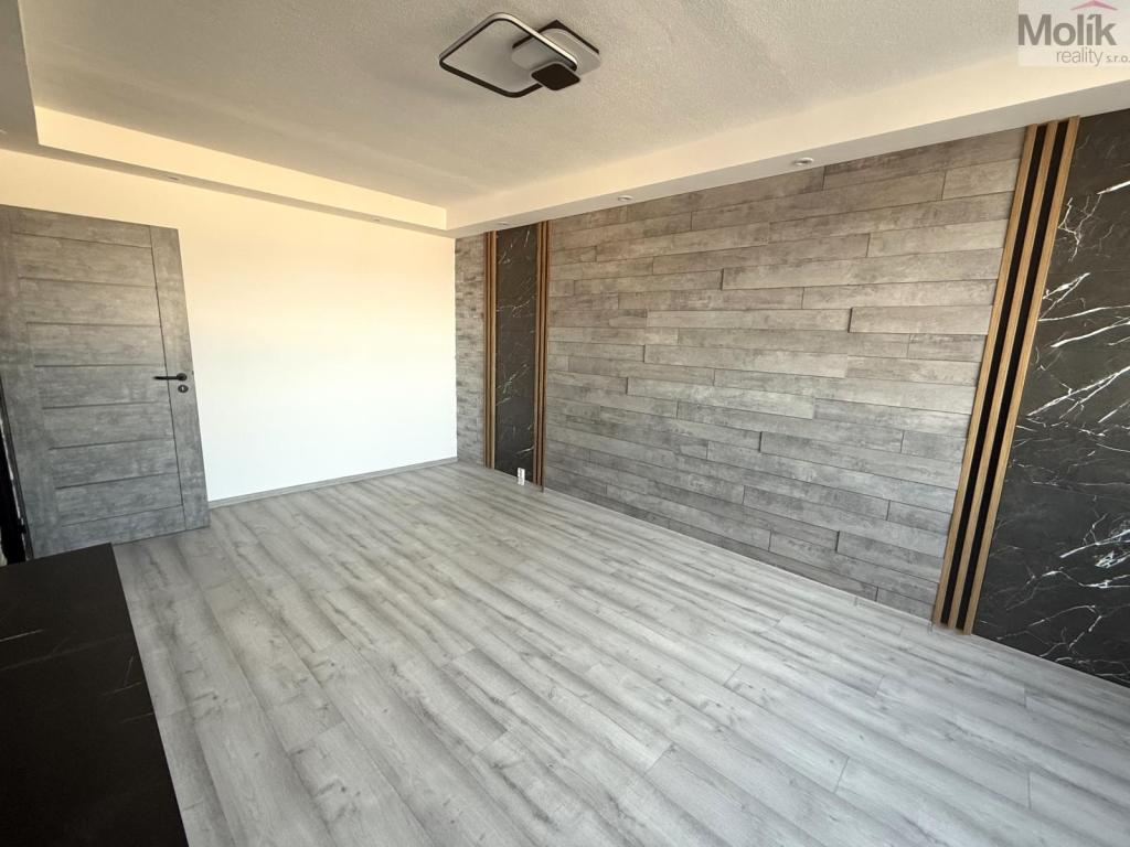 Pronájem bytu 1+kk 34 m2