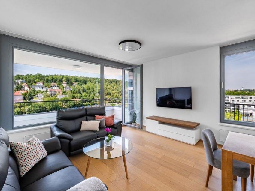 Pronájem bytu 4+kk 109 m2