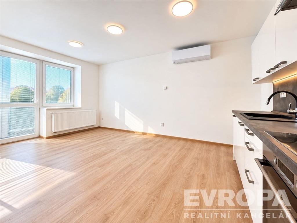 Pronájem bytu 2+kk 43 m2