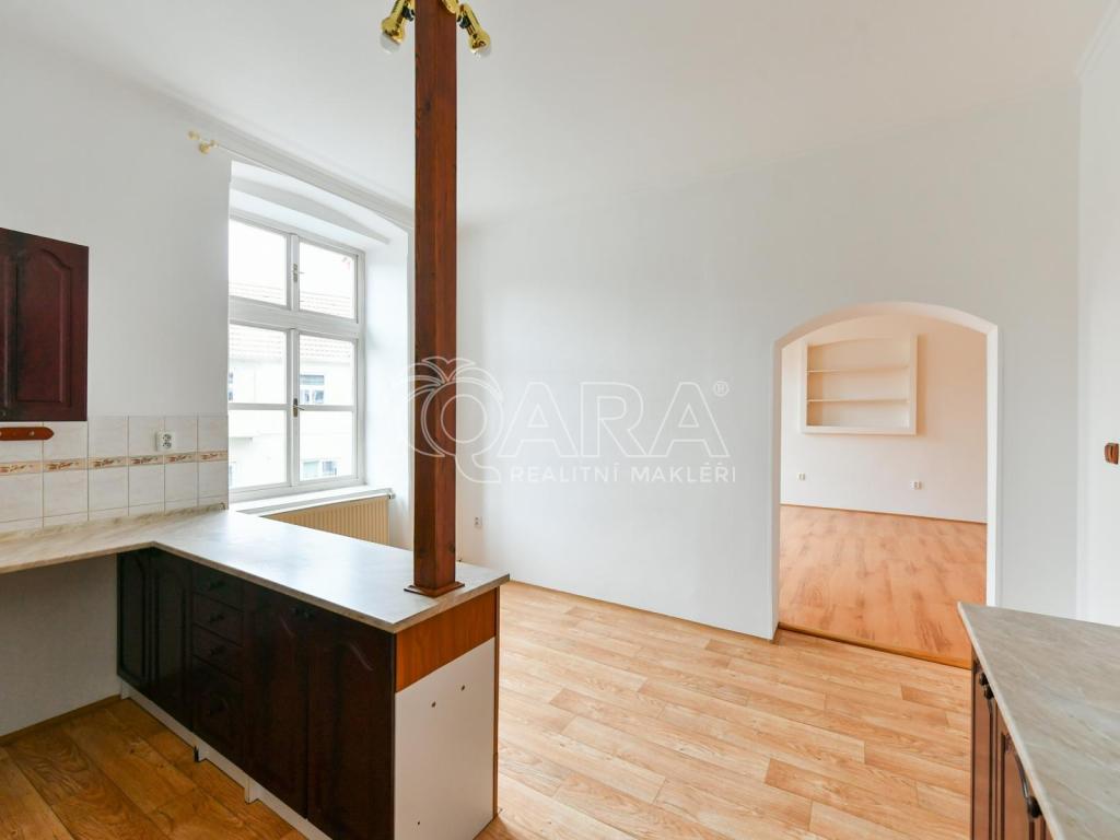 Pronájem bytu 1+1 64 m2