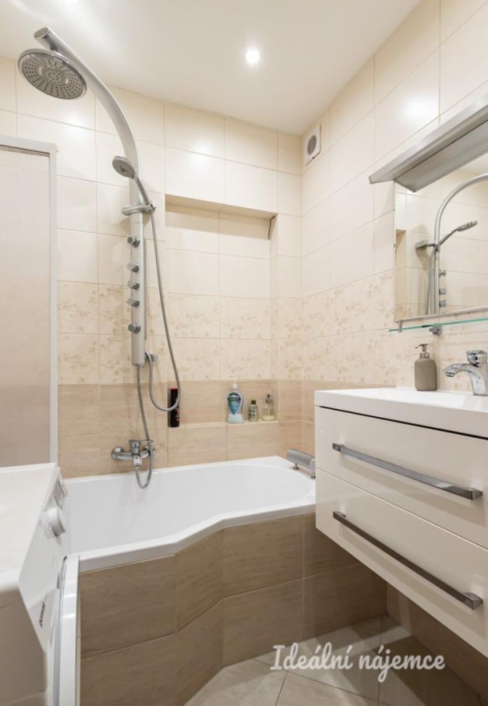 Pronájem bytu 2+1 58 m2