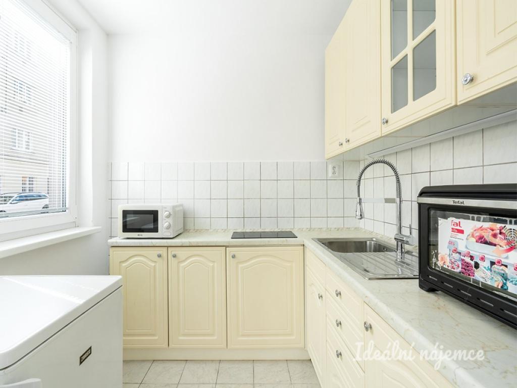 Pronájem bytu 1+1 35 m2