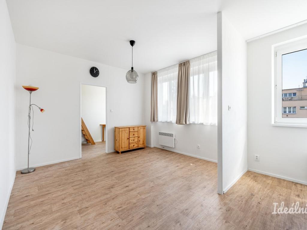 Pronájem bytu 2+kk 39 m2