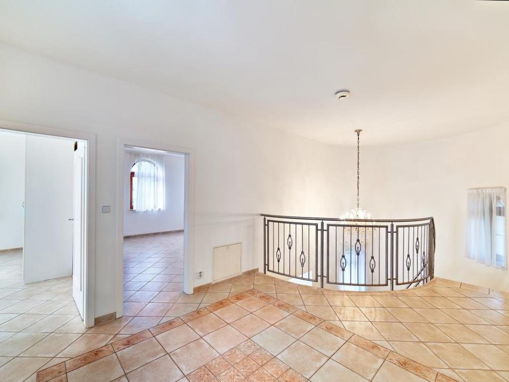 Pronájem domu 254 m2, Praha – náhled fotky 9