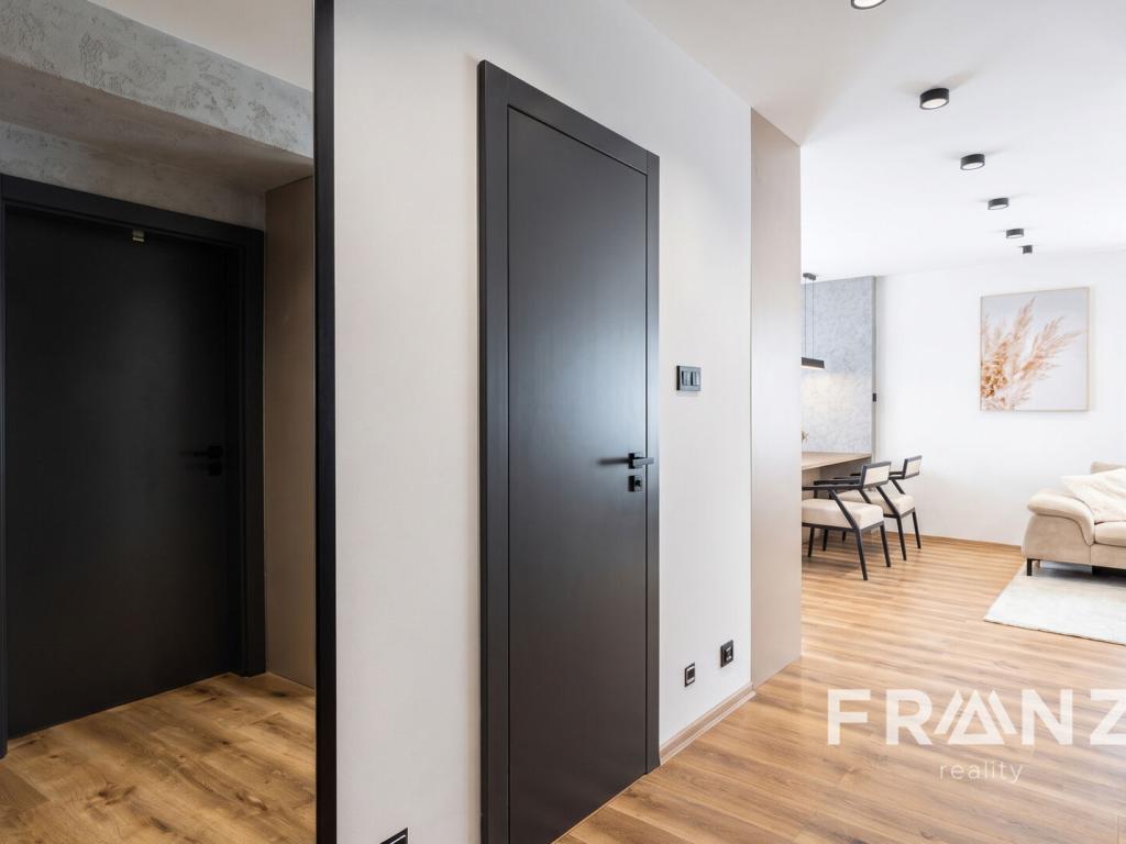 Pronájem bytu 3+kk 67 m2, Ostrava – náhled fotky 28