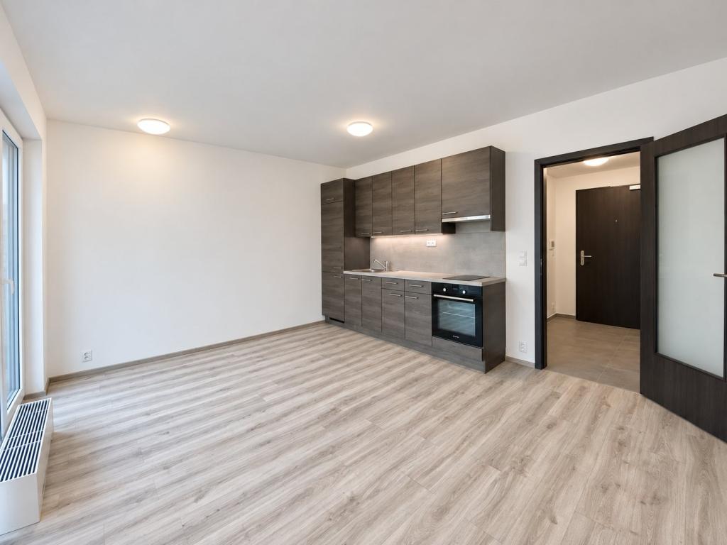 Pronájem bytu 1+kk 33 m2, Praha – náhled fotky 3