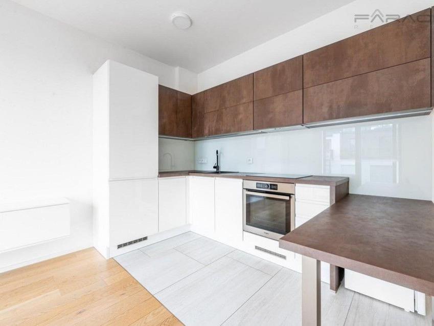 Pronájem bytu 2+kk 60 m2