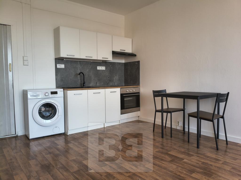 Pronájem bytu 1+kk 33 m2