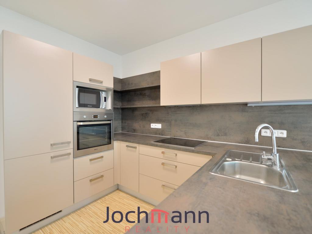 Pronájem bytu 2+kk 64 m2