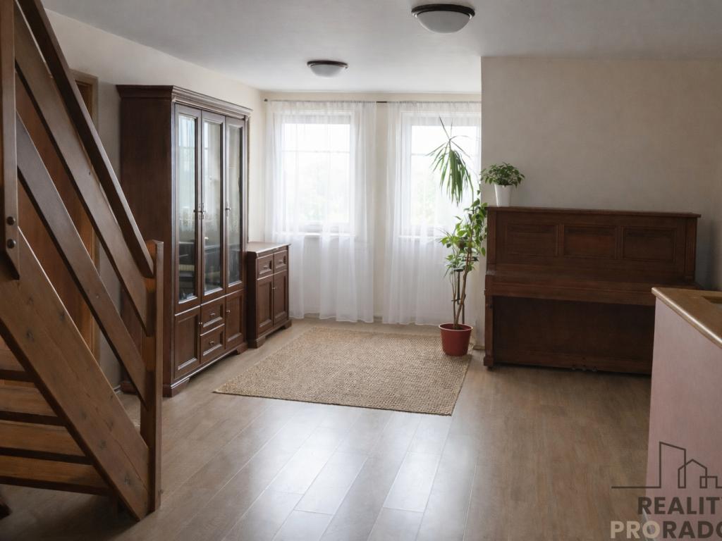 Prodej domu 369 m2, Jesenice – náhled fotky 9