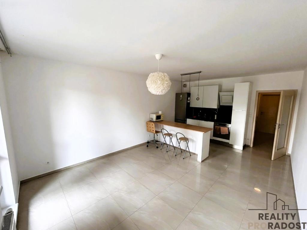 Pronájem bytu 1+kk 34 m2